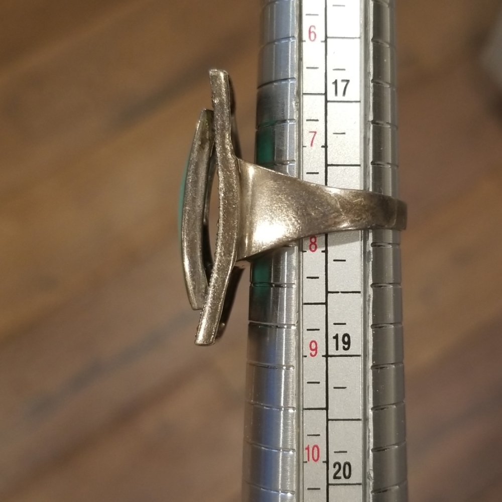 Beautiful Ring - image 7